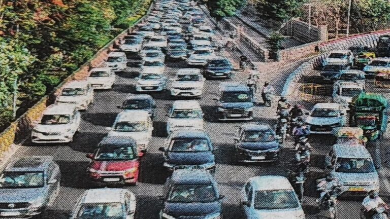 noida traffic